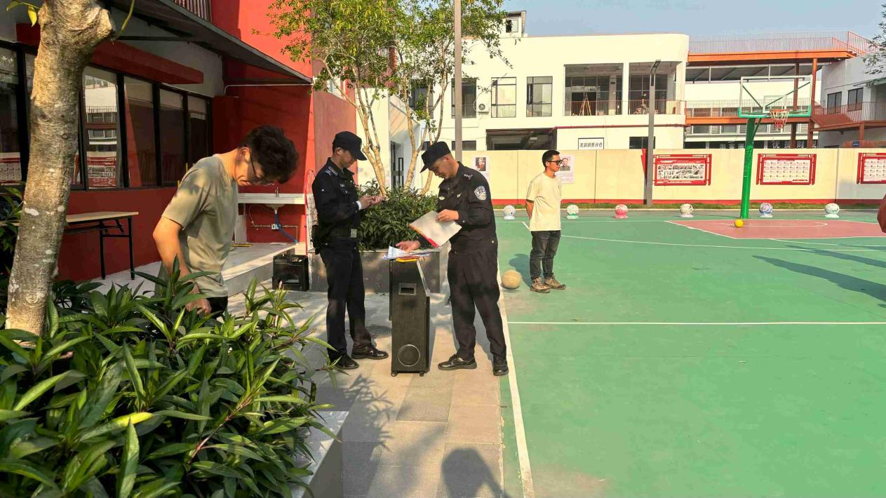 2025041608504174 黄师中高考学校 IMG E0222