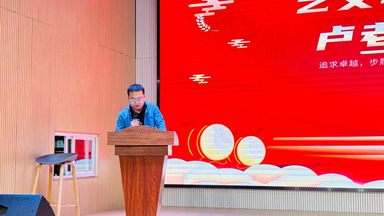 2025041608571636 黄师中高考学校 IMG E0327