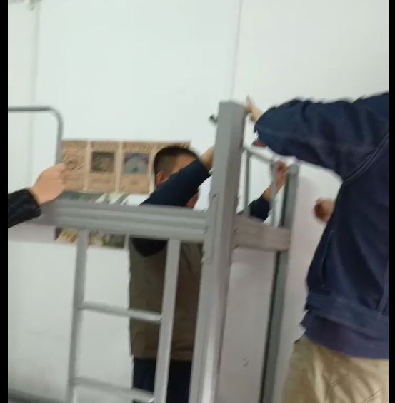 2025042802261845 黄师中高考学校