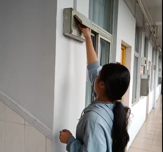 2025042802262167 黄师中高考学校