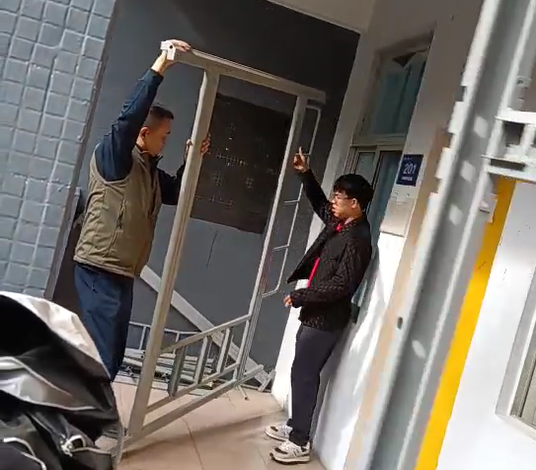 2025042802262382 黄师中高考学校