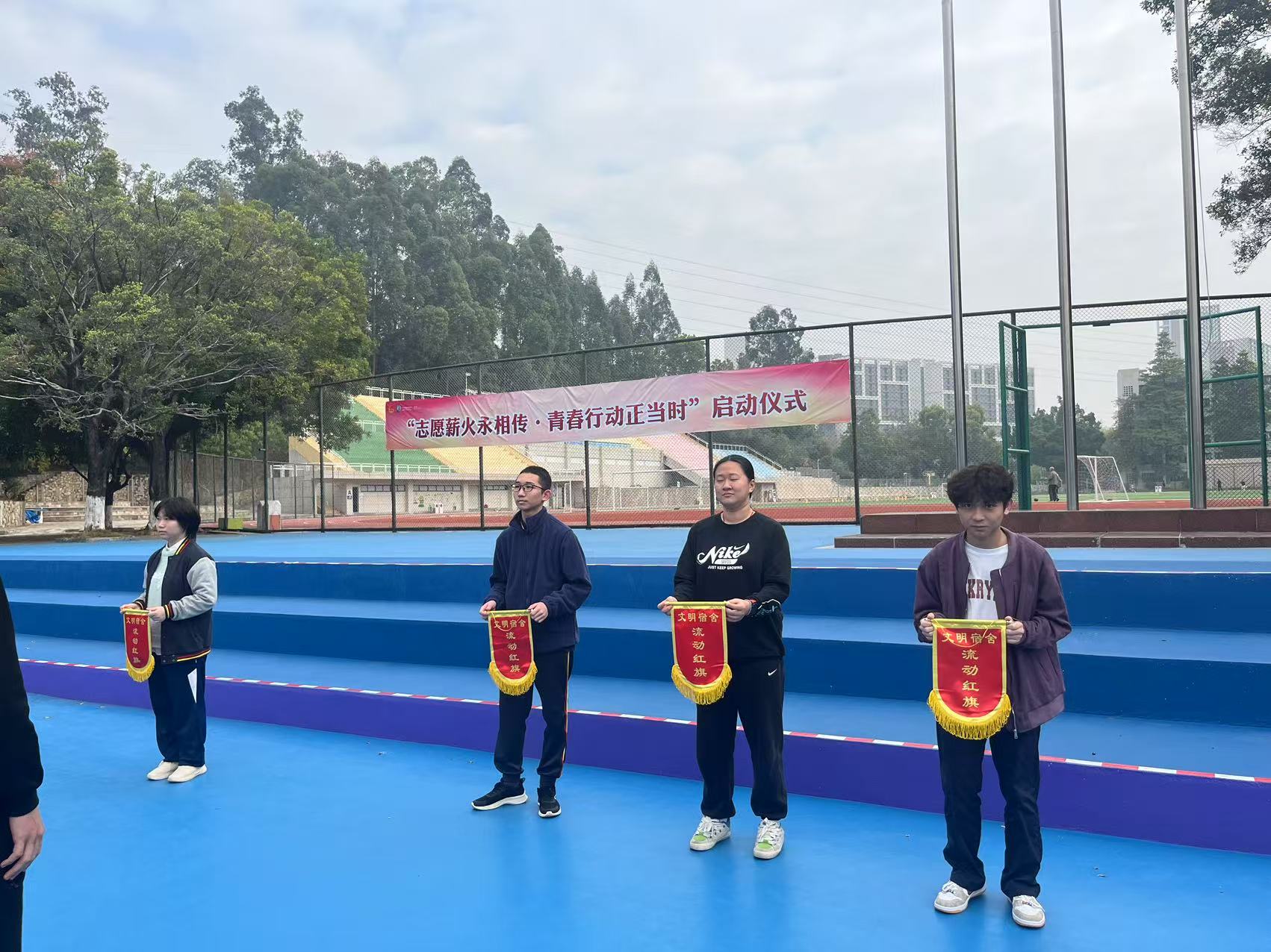 2025042803044766 黄师中高考学校