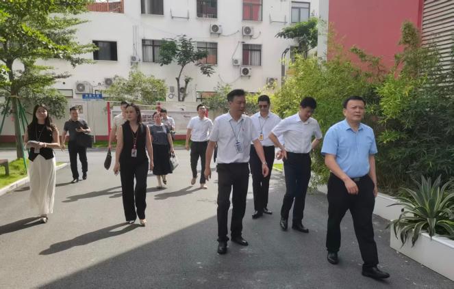 2025120308480098 黄师中高考学校 1