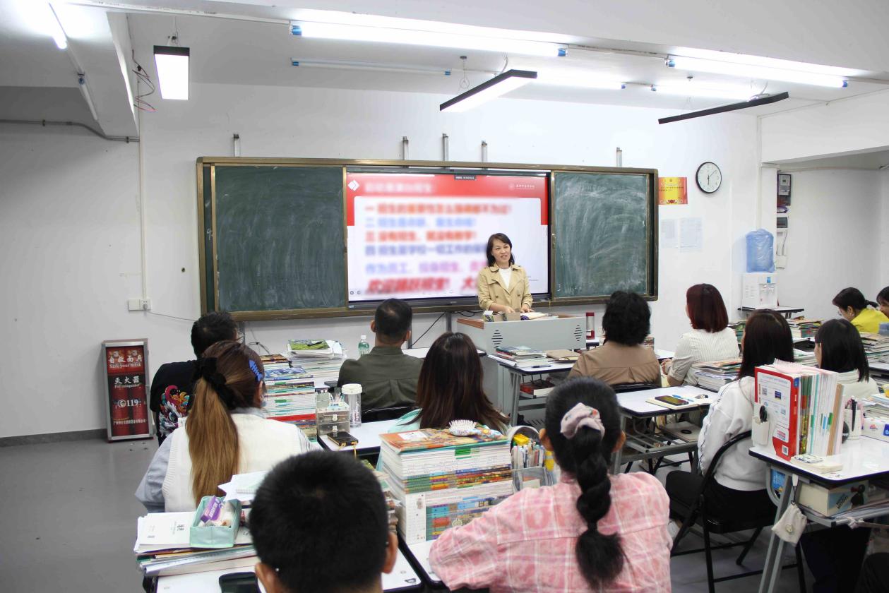 2025120308555284 黄师中高考学校 3